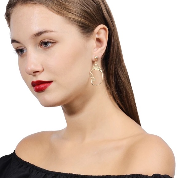 ❤️Picasso art portrait earrings - Picture 4 of 5